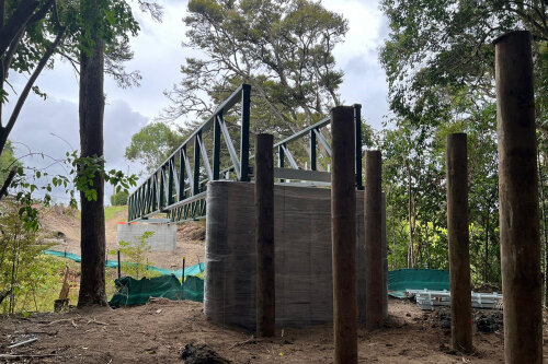 Kaiwaka Footbridges work progresses to the south bridge